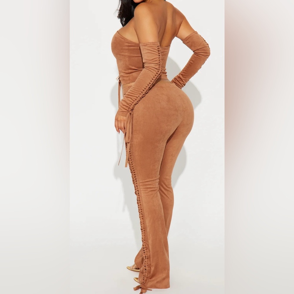 4 piece Faux Suede laced pant set Mocha Size L NWT - Picture 2 of 4